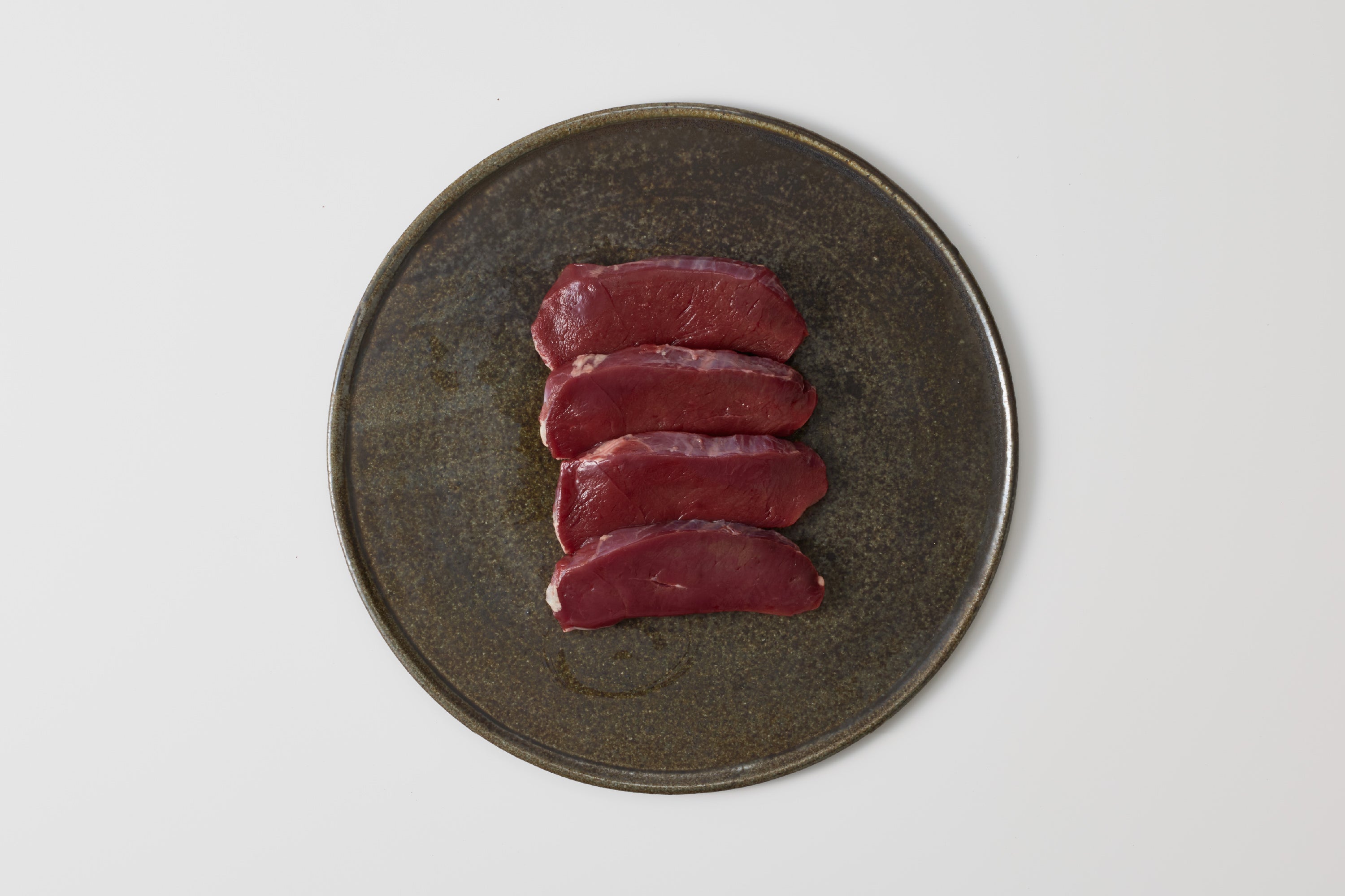 天然肉｜十勝足寄　野生のエゾシカ　ウチモモ　12mm（カレー・煮込み用）（やせいのおにくや） Image 1