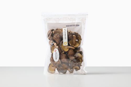 原木栽培｜くにさき産しいたけ　伝統ある低温品種121の干し椎茸（徳丸商店）